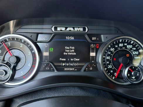 Used 2021 RAM 2500 Laramie image 16