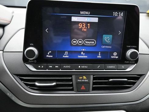 Used 2025 Nissan Altima 2.5 SR image 22