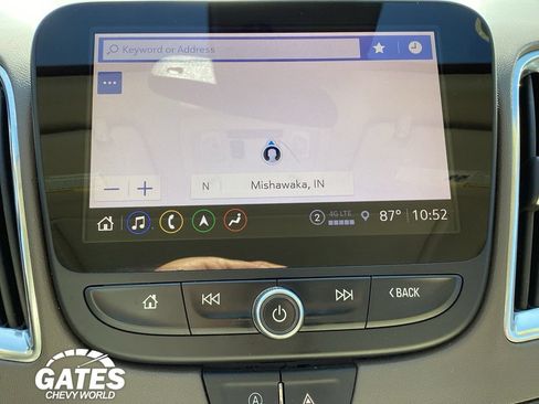 Used 2024 Chevrolet Malibu LT FWD image 17