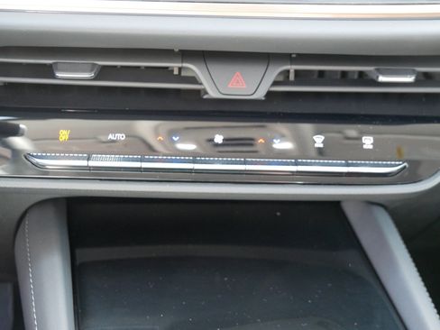 New 2026 Buick Envision Avenir image 8