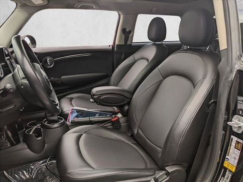 Used 2019 MINI Cooper 2-Door Hardtop FWD image 16