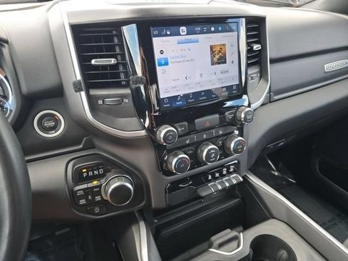Used 2022 RAM 1500 Big Horn AWD/4WD image 45
