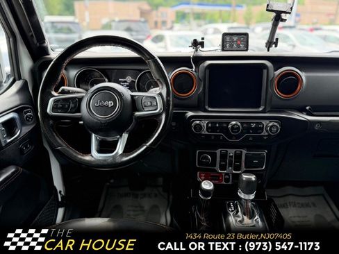 Used 2022 Jeep Gladiator Mojave w/ LED Lighting Group AWD/4WD image 23