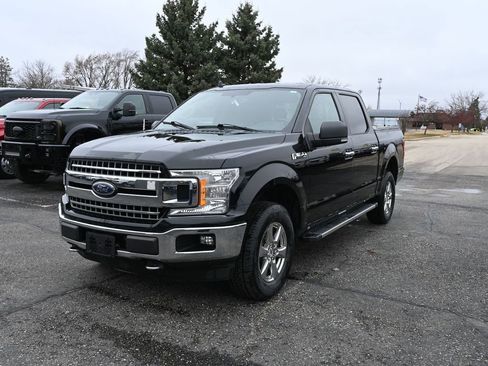 Used 2018 Ford F150 XLT w/ Equipment Group 302A Luxury image 3