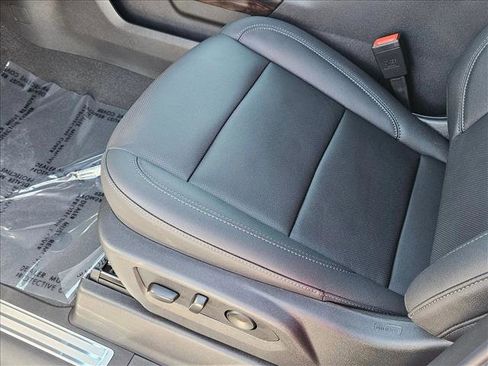 New 2026 GMC Sierra 1500 SLT w/ SLT Premium Plus Package image 4