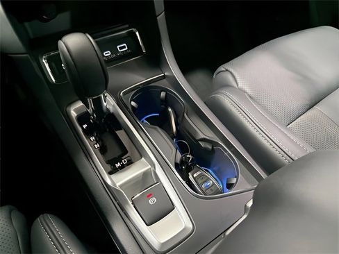 Certified 2025 Subaru Ascent Limited w/ Popular Package #1 image 23