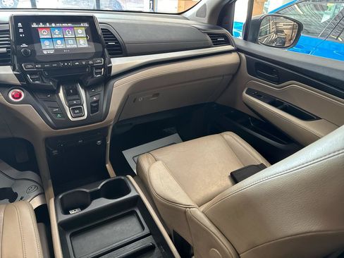 Used 2019 Honda Odyssey EX-L image 23