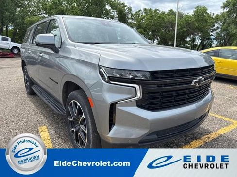 Used 2023 Chevrolet Suburban RST w/ Luxury Package AWD/4WD image 1