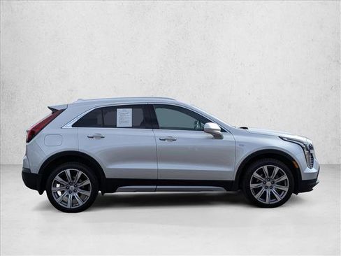 Used 2019 Cadillac XT4 Premium Luxury image 4