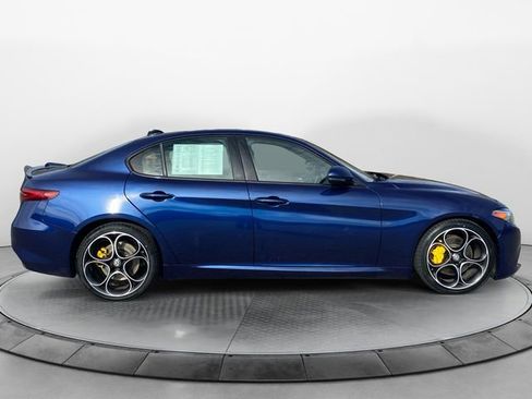 Used 2021 Alfa Romeo Giulia Ti Sport image 6