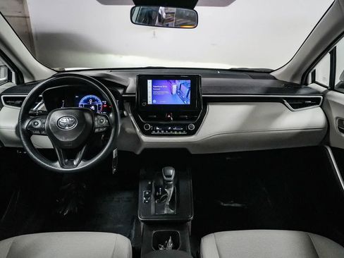 Used 2026 Toyota Corolla Cross L FWD image 12