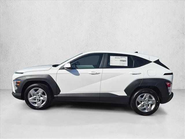 New 2027 Hyundai Kona SE FWD image 5