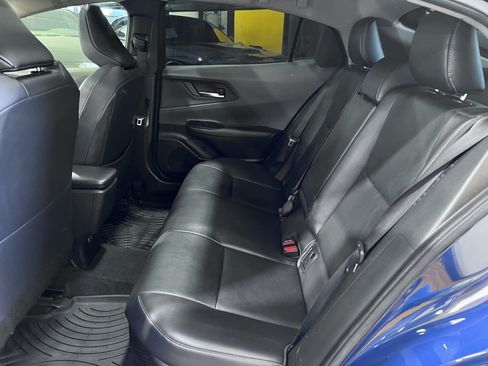 Used 2024 Toyota Prius XLE FWD image 19