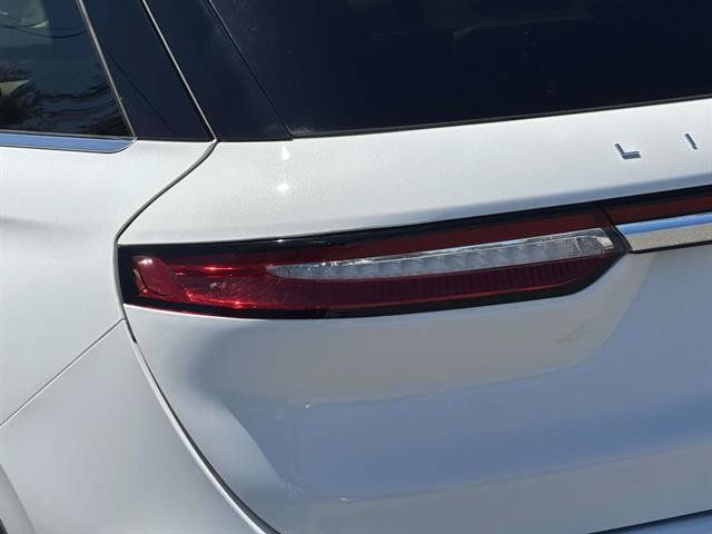 Certified 2022 Lincoln Corsair AWD w/ Premium Package image 30