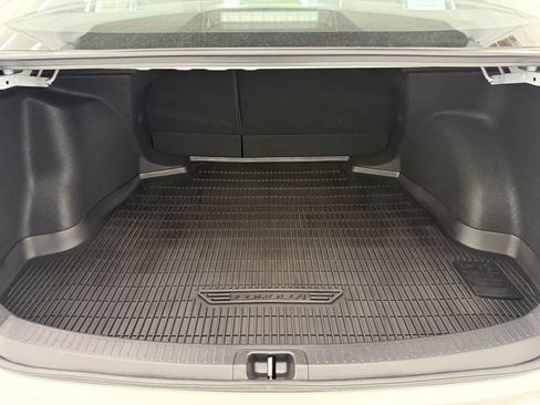 Used 2024 Toyota Corolla XSE FWD image 5