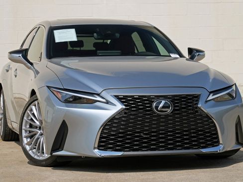 Used 2023 Lexus IS 300 w/ Premium Package RWD image 2