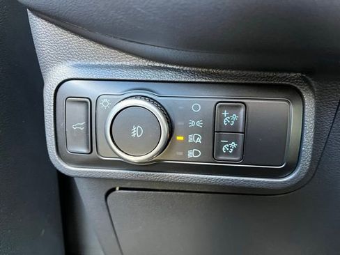 Used 2025 Ford Explorer ST-Line image 16