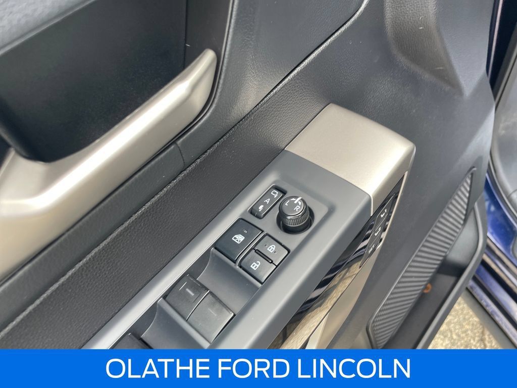 Used 2022 Toyota Tundra Limited w/ Power Package AWD/4WD image 15