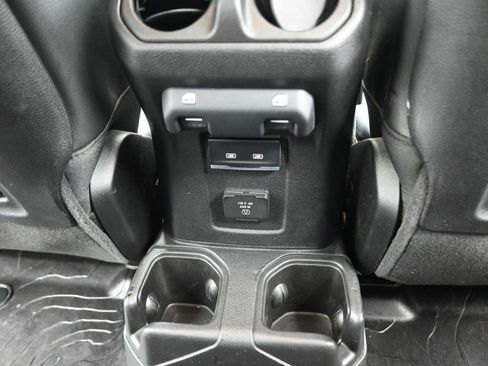 Used 2023 Jeep Gladiator Rubicon w/ LED Lighting Group image 25