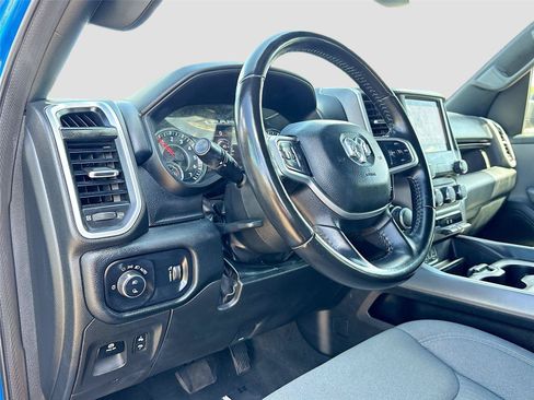 Used 2022 RAM 1500 Big Horn AWD/4WD image 9