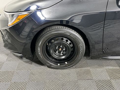 Used 2024 Toyota Corolla LE image 11