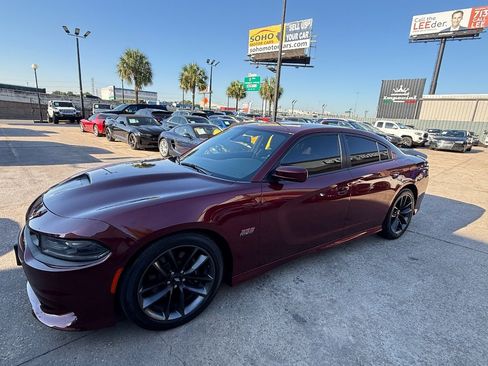 Used 2019 Dodge Charger Scat Pack w/ Navigation & Travel Group image 7