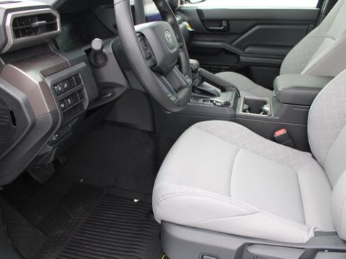 New 2026 Toyota Tacoma SR5 AWD/4WD image 9