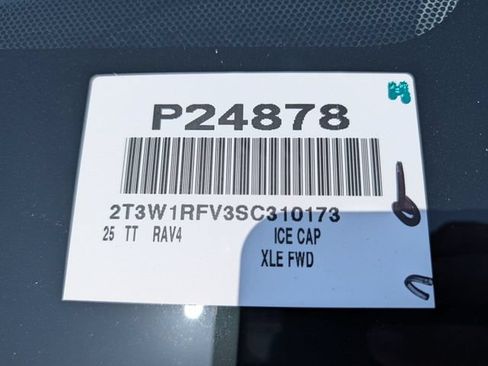 Certified 2025 Toyota RAV4 XLE w/ Convenience Package FWD image 34