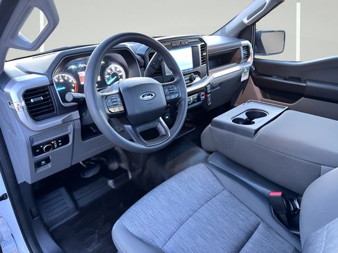 Used 2023 Ford F150 XL RWD image 5