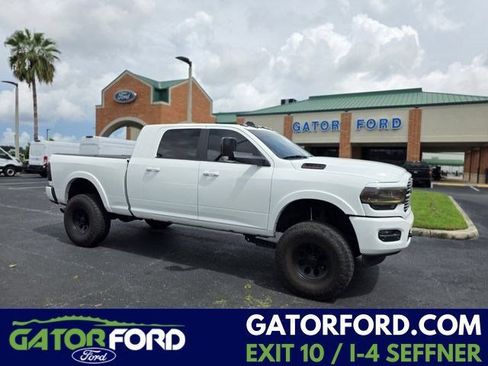 Used 2016 RAM 2500 Tradesman AWD/4WD image 1