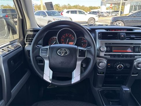 Used 2010 Toyota 4Runner SR5 image 21