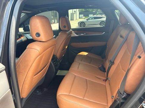 Used 2020 Cadillac XT5 Premium Luxury AWD/4WD image 13