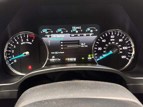 Certified 2018 Ford Expedition Max Platinum image 39