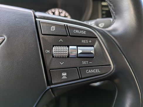 Used 2017 Genesis G90 3.3T Premium image 23