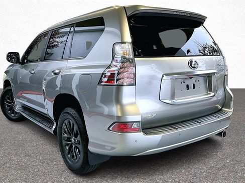 Used 2023 Lexus GX 460 Premium image 4