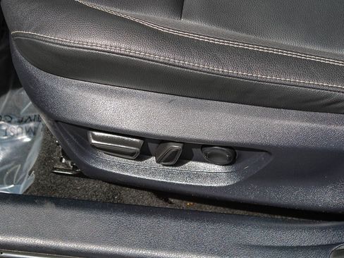 Used 2025 Toyota Camry SE FWD image 23