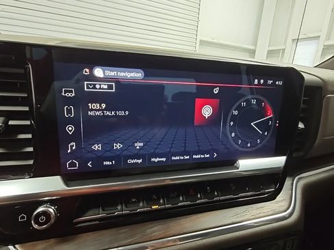 Used 2023 GMC Sierra 1500 SLT w/ SLT Premium Package image 14