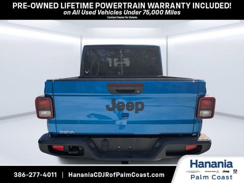 Used 2024 Jeep Gladiator Sport AWD/4WD image 4