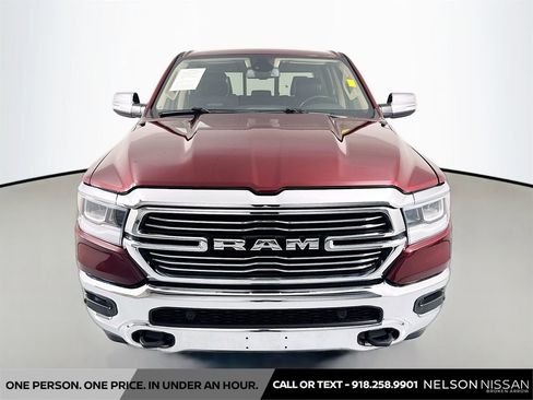 Used 2019 RAM 1500 Laramie AWD/4WD image 2