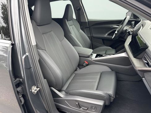 Used 2025 Audi Q5 Premium Plus w/ Premium Plus image 34