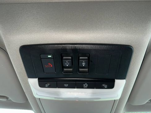 Used 2023 Nissan Rogue SV w/ SV Premium B Package AWD/4WD image 50