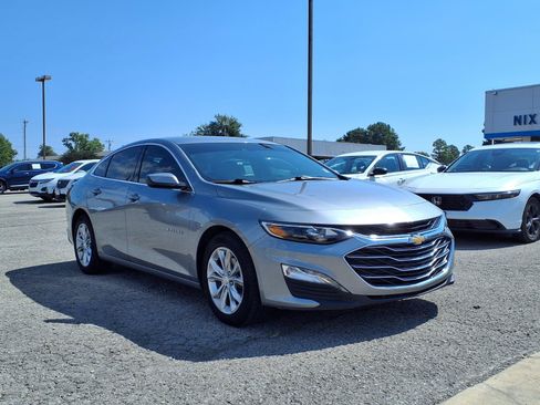 Used 2024 Chevrolet Malibu LT FWD image 19