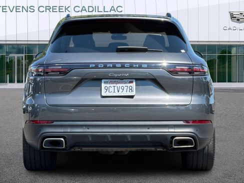 Used 2022 Porsche Cayenne AWD/4WD image 4