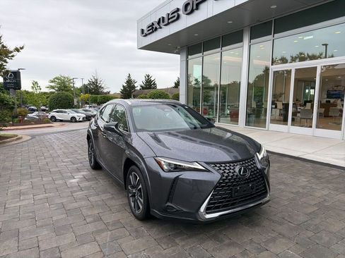 Used 2025 Lexus UX 300h AWD w/ Accessory Package (Z1) image 2