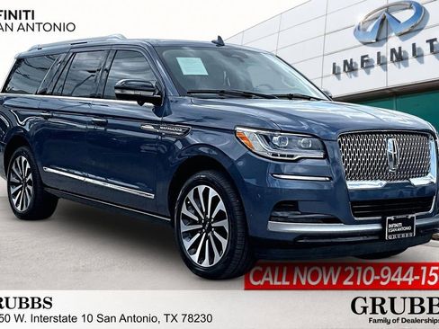 Used 2023 Lincoln Navigator L Reserve AWD/4WD image 1