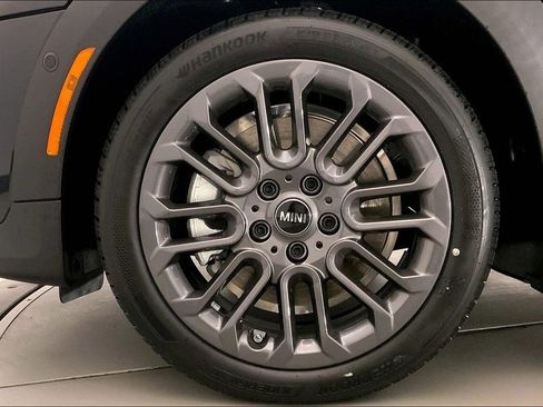 New 2026 MINI Cooper 4-Door Hardtop image 9