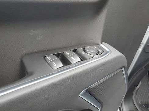 New 2026 GMC Sierra 1500 SLE w/ Preferred Package image 12