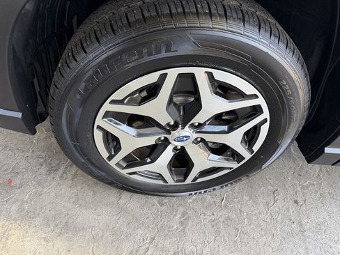 Used 2019 Subaru Forester Premium AWD/4WD image 10