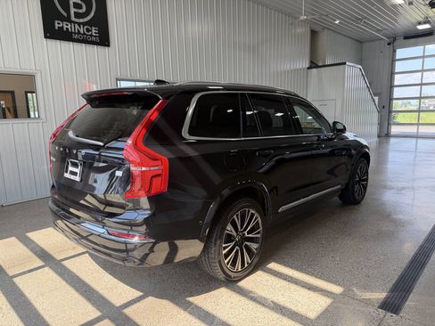 Used 2024 Volvo XC90 T8 Plus AWD/4WD image 4