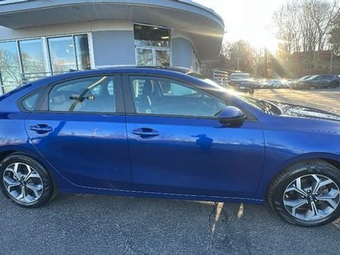 Used 2021 Kia Forte LXS image 5